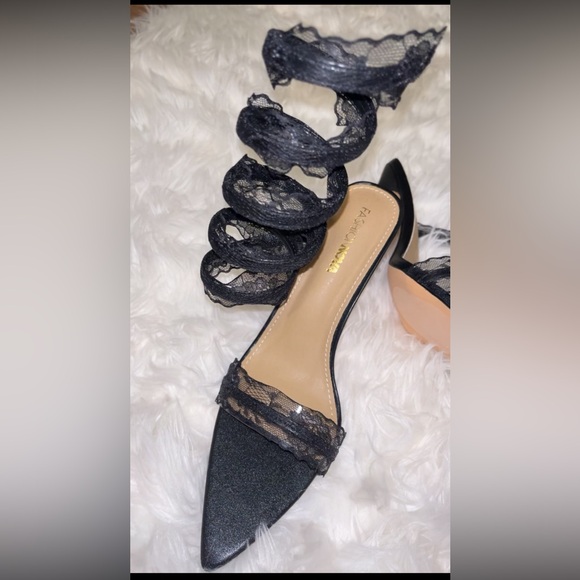 Lace Wrap Up heels size 10- Brand New - Picture 6 of 7
